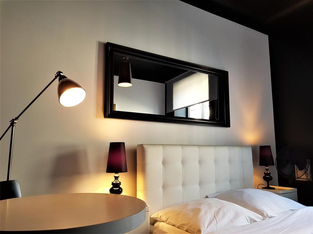 Chmielna Guest House Warsaw Exterior photo
