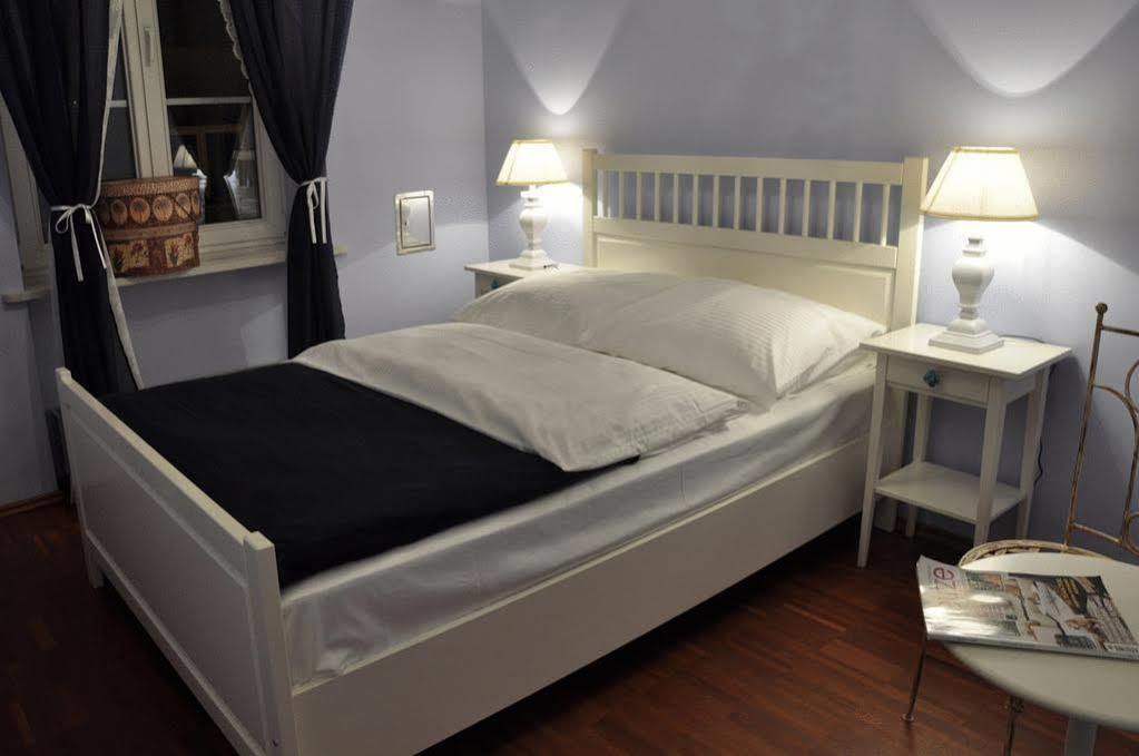 Chmielna Guest House Warsaw Exterior photo